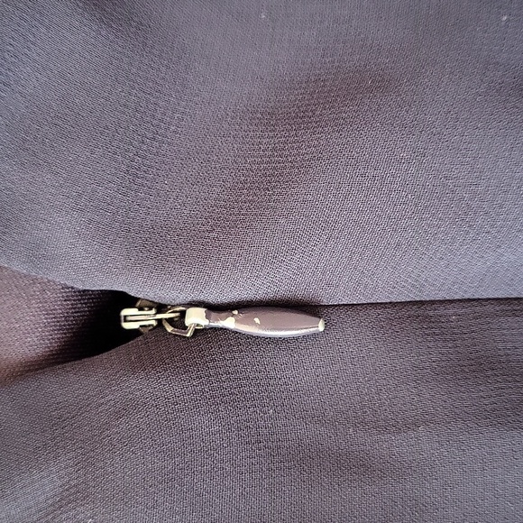 Dressbarn Ruffle Dress - Picture 9 of 12